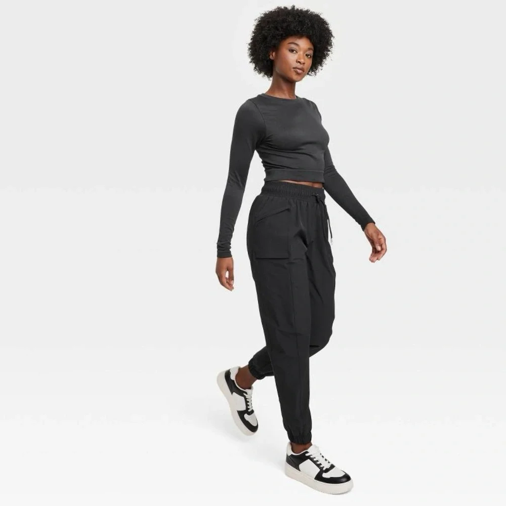 Women's Lined Winter Woven Joggers - All in Motion Black Small - Picture 1 of 10